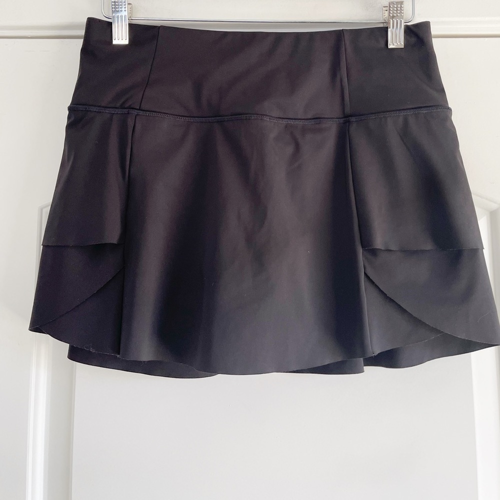 Athleta Momentum Skort Black - S - Picture 3 of 7